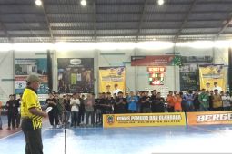 50 pemain nasional ikut berlaga di festival futsal Gubernur Cup