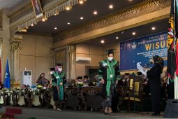 Untan wisuda 2.492 mahasiswa periode ke-2 tahun 2022