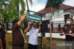 Kajati Kalsel resmikan rumah RJ dan jalan jaksa agung