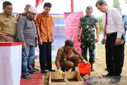 Tjhai Chui Mie minta SPBU siapkan pengisian kendaraan listrik