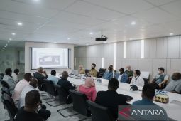 Delegasi Sudan ke pabrik Oneject, jajaki jarum suntik sekali pakai