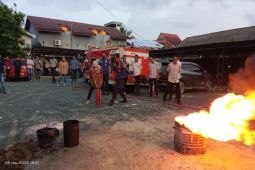 Damkar Tanah Bumbu sosialisasi bencana kebakaran