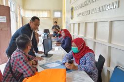 Wali Kota Surabaya minta ruang pelayanan publik di kelurahan modern dan kekinian