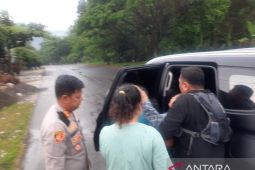 Spektrum - Merekam ketulusan para polisi di Sukabumi