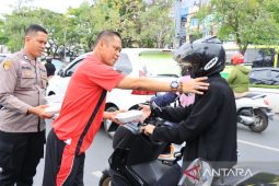 Jumat Berkah Kapolresta Banjarmasin imbau masyarakat waspadai cuaca ekstrem