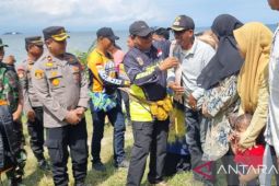 Turdes Gubernur Kalsel lakukan gerakan sosial di desa-desa Kotabaru