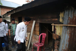Di tengah perhelatan MTQ ke-51,  dua keluarga di Sungaipenuh kehilangan tempat tinggal akibat kebakaran