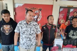 Polisi ringkus tujuh perampok toko handphone di Jambi