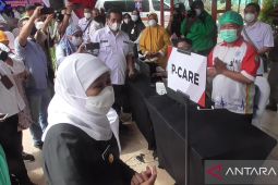 Khofifah: Kuatkan kembali protokol kesehatan dan percepat vaksinasi "booster"