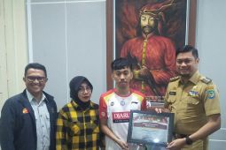 Bupati Gowa berikan beasiswa kepada peraih perak Piala Suhandinata 2022