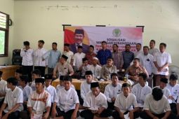 DPRD Provinsi Kaltim beri wawasan kebangsaan santri