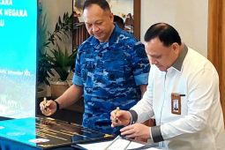 KPK menghibahkan aset terpidana korupsi senilai Rp30 miliar kepada TNI AU