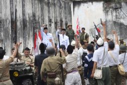 Cak Eri kenalkan karakter Arek Surabaya lewat film "Soera Ing Baja"