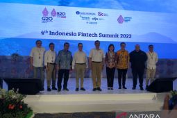 Asosiasi keuangan digital didik masyarakat selama bulan Fintech