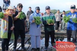 Pemprov Kalbar ajak nelayan Karimata kembangkan budidaya ikan keramba