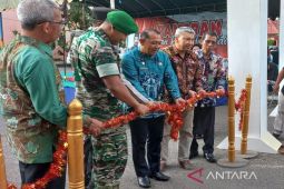 Asisten Ekonomi buka Pekan Raya Amuntai
