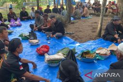 Masyarakat adat Ponorogo gelar ritual sembelih kambing "kendit"