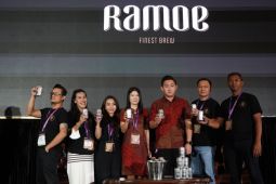 Minuman dengan sensasi bir tanpa alkohol dan rendah kalori