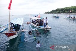 IKA Unair dan POSSI Jatim adopsi 7.700 terumbu karang di Pasir Putih Situbondo