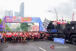 Pelari Kenya juarai "Jatim Run for Heroes" 2022