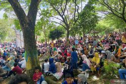 10.000 warga Tapin antusias ikut jalan santai berhadiah