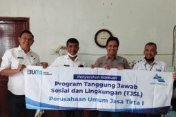 Jaga Ketahanan Pangan, Jasa Tirta I sumbang traktor ke Pemkab Toba