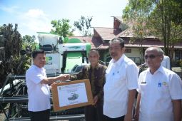 Pemkab Sambas bantu sebanyak 176 alat pertanian untuk tingkatkan produktivitas