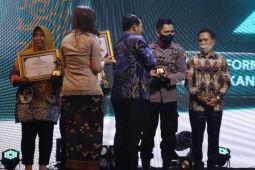 Upaya Aipda Belmi membangun rumah baca membuahkan penghargaan
