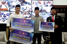 Surabaya dan Gresik salurkan bantuan bencana Trenggalek