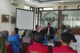 Syech Fadhil edukasi politik untuk mahasiswa UIN Ar-Raniry