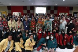 Gubernur Khofifah bagikan semangat kebhinnekaan di Ubaya