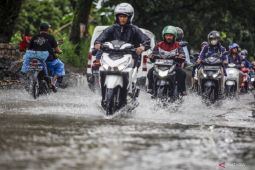 Jambi akan diguyur  hujan lebat pada  siang hingga malam hari