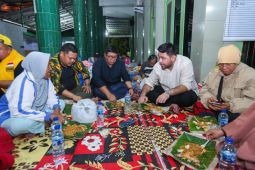 Golkar Medan bergerak, Rahmaddian Shah bantu warga terdampak banjir