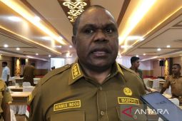 Bupati Hermus: BUMD Manokwari kelola perikanan, pasar dan sampah