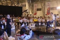 Masyarakat konsultasi langsung dengan Menkumham di "Yasonna Mendengar Jakarta"