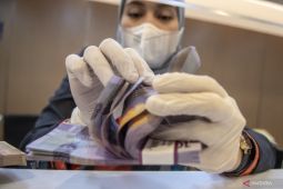 Analis prediksi kurs rupiah bisa sentuh kisaran Rp15.680 per dolar AS