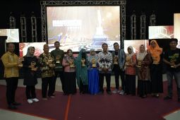 Sebanyak 12 tokoh desa dan guru terima "Sumo Foundation Awards 2022"