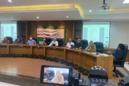 Pakar Unair sebut gas air mata berfungsi pengendali kerusuhan