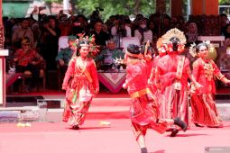 Gubernur Khofifah apresiasi event "Situbondo Etnik Festival"