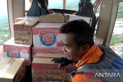 Kapolda Jabar pimpin penyaluran bantuan via helikopter ke korban gempa Cianjur