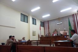 Hakim tunda praperadilan Polda Lampung