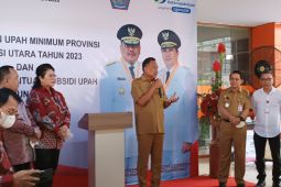 Gubernur Olly Dondokambey umumkan UMP Sulut Rp3.485.000