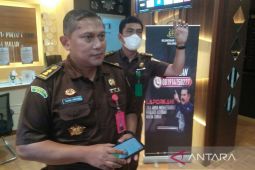 Penyidik Kejati Maluku periksa empat tersangka dugaan korupsi COVID-19 RSUD Haulussy