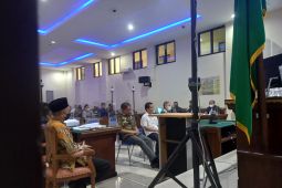 Karomani sebut Andi Desfiandi datangi rumahnya bawa dua nama