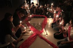 Peringati Hari AIDS Sedunia, sejumlah anak muda Maluku gelar malam renungan