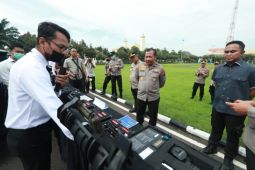 Belajar dari kasus Kanjuruhan, Kapolda Jatim cek kelayakan alat material khusus satuan kerja