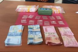 Ibu rumah tangga di Penajam terlibat  peredaran narkoba dibekuk polisi