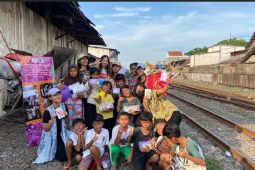 Mahasiswa rantau beri pelatihan regulasi emosi bagi anak pinggiran di Surabaya