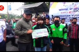 Pemkot Bogor salurkan bansos BBM ke pengojek daring dan sopir angkot