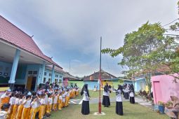 TK Kemala Bhayangkari ikut merayakan hari guru nasional ke-77
